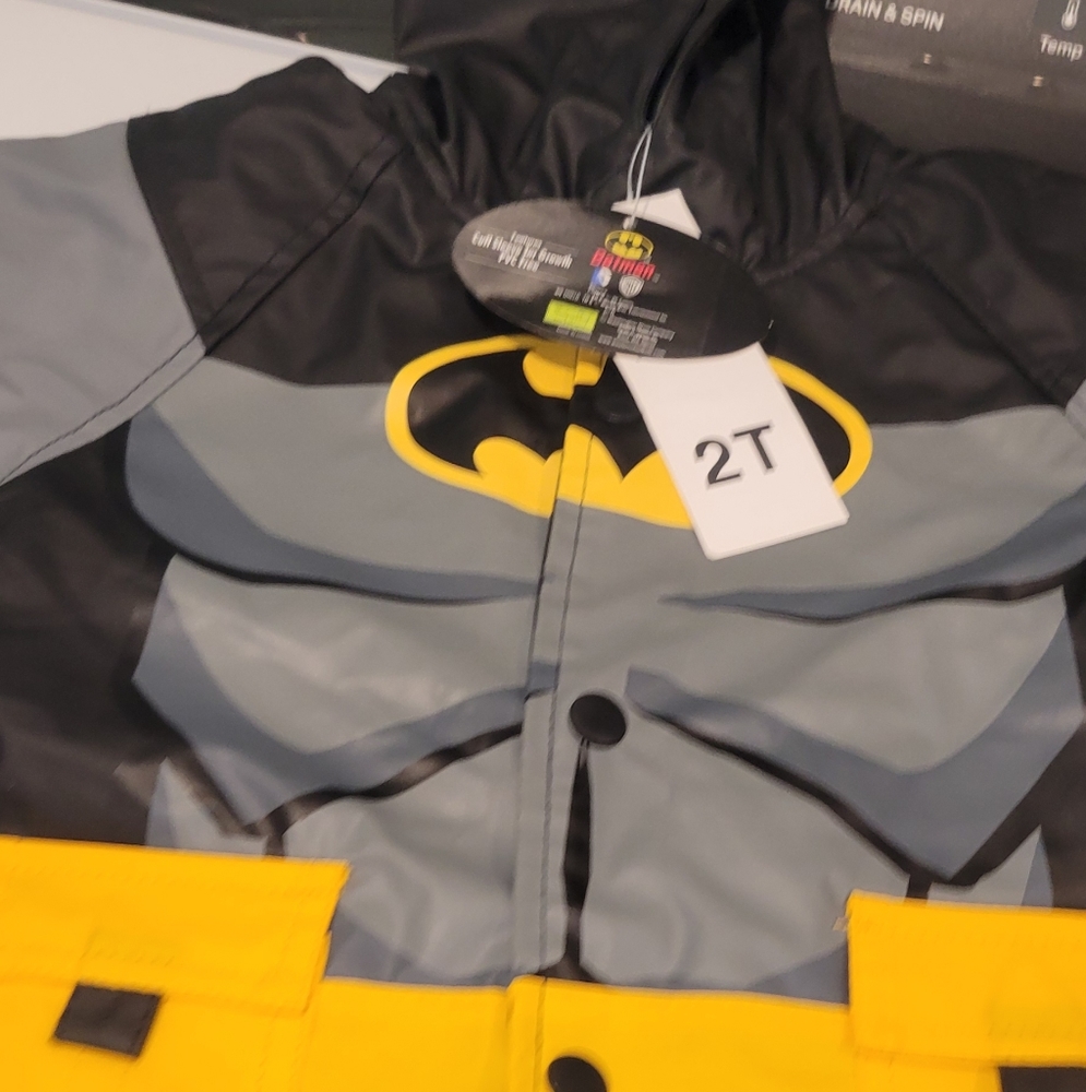 NWT  batman rain coat size 2T